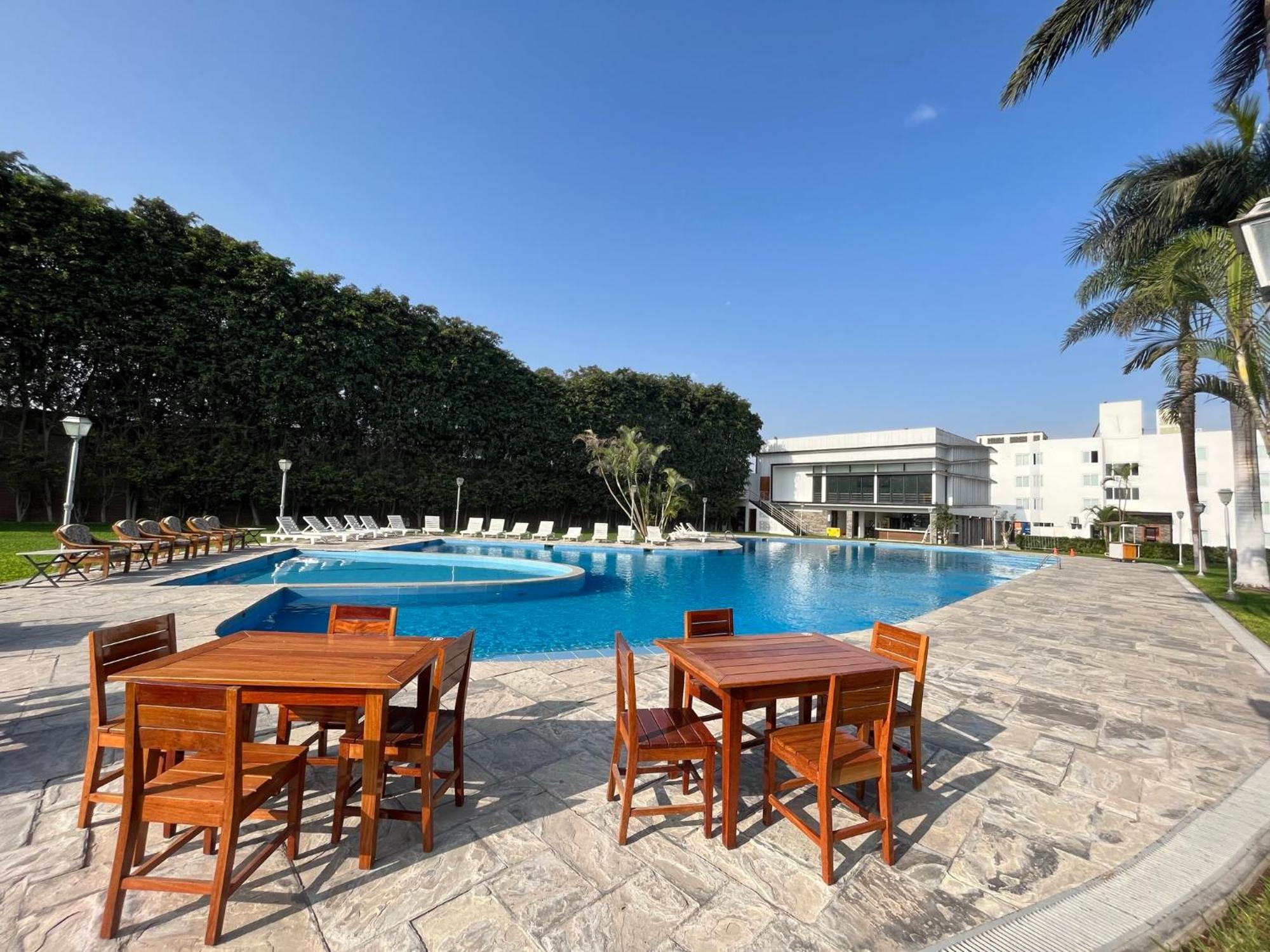 Hotel Hacienda Lima Norte Εξωτερικό φωτογραφία